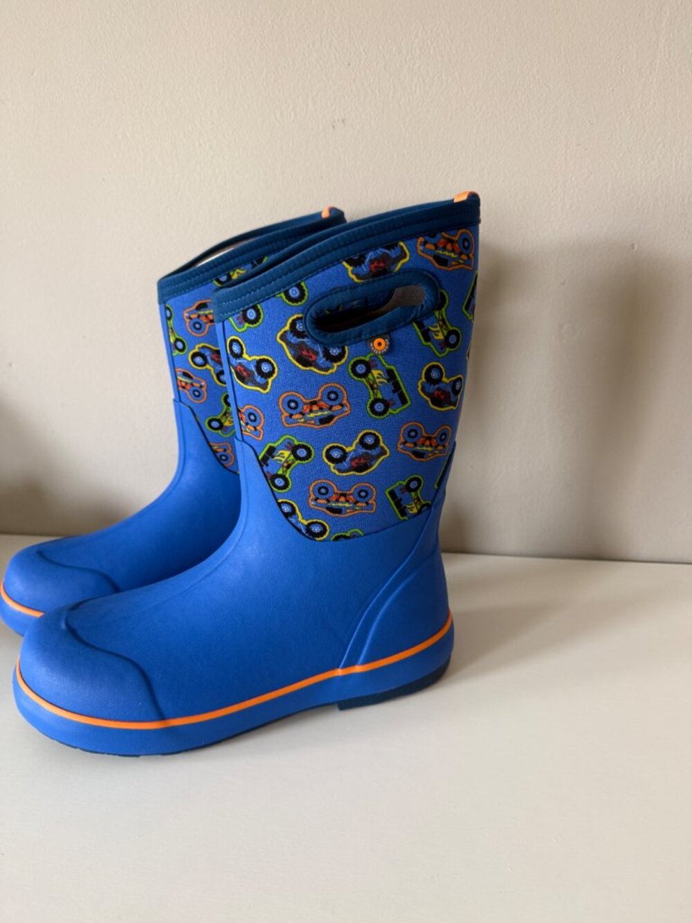 Bogs Kids Classic II Waterproof Insulated Boots - Truck Print - Size 7 - Picture 6 of 7